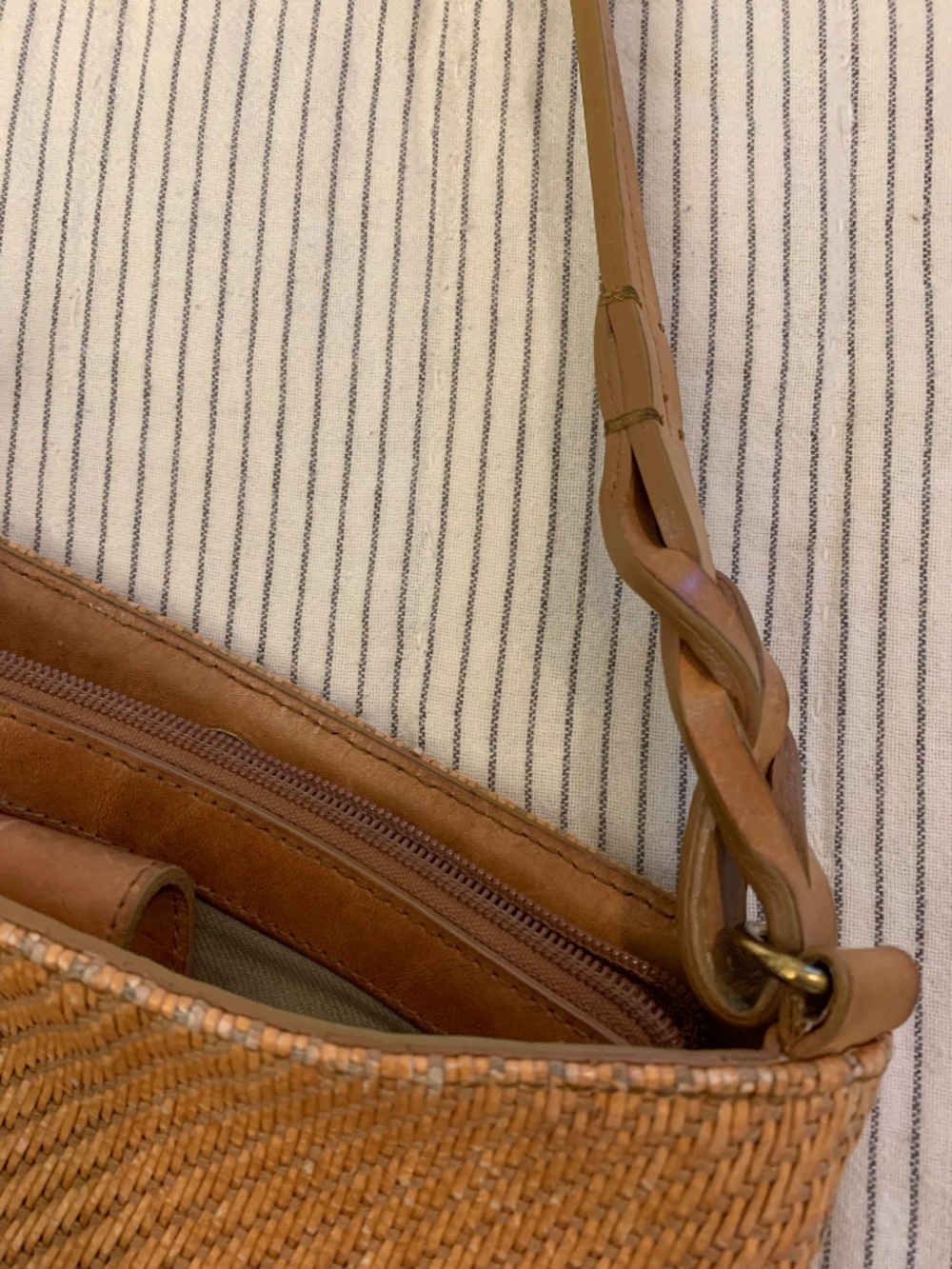 Fossil Vintage 75082 Straw Basketweave Crossbody Bag Tan Woven Boho Purse - Picture 12 of 16